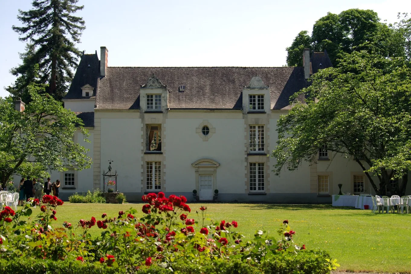 https://lessaveursduchateau.fr/wp-content/uploads/2026/05/parc.webp